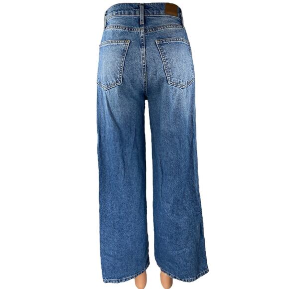 Urban Outfitters BDG Women's Blue High Rise Wide Leg Baggy Denim Jeans Size 26 - Picture 3 of 5
